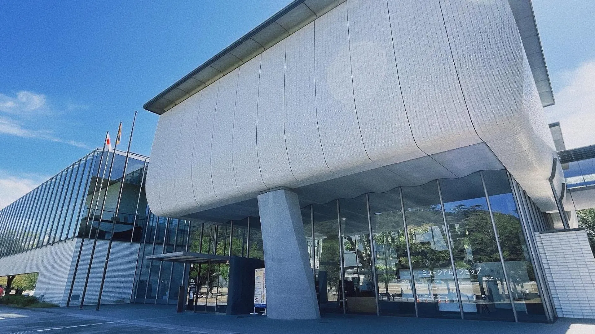 Ref Matsuyama City Station By Vessel Hotels